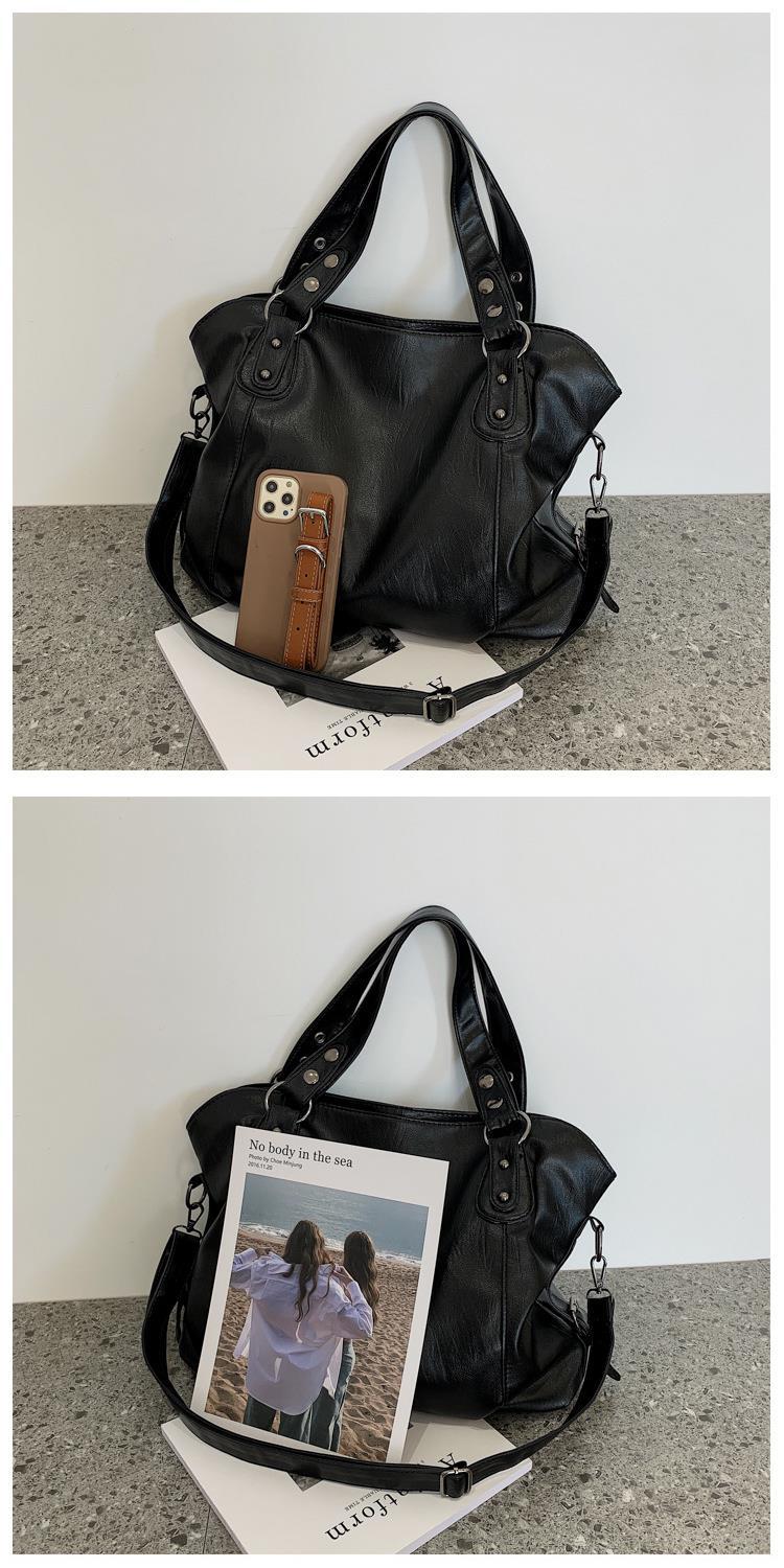 Frau Mittel Pu-Leder Einfarbig Klassischer Stil Reißverschluss Tragetasche display picture 15