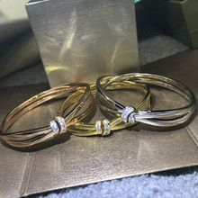 �羳�W������r���¿荽Y�����CŮ�����������|肳��W��y�֭h