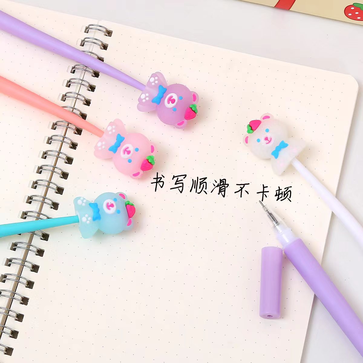 Pluma neutra creativa de goma suave encantadora lápiz de dibujos animados lápiz neutro oscilante alumno de alto valor de firma lápiz de regalo lápiz