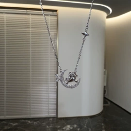 项链;和田玉项饰;莫桑钻项饰