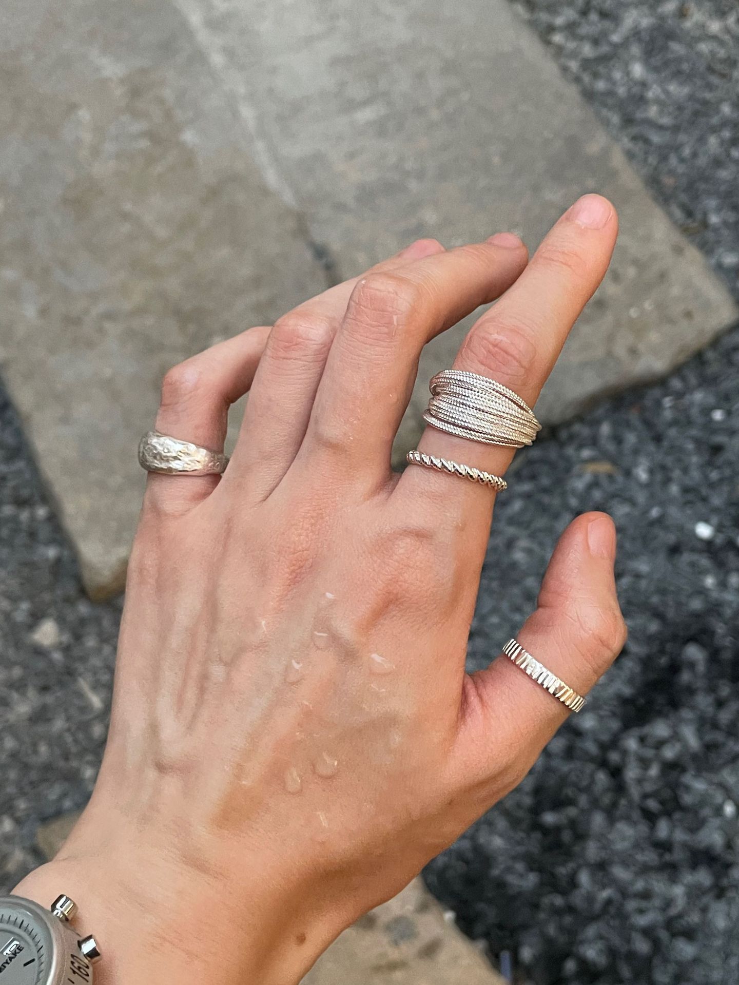 Collezione completa in argento Sterling martellato fatto a mano, design di nicchia, stile versatile, unisex._voghion.com