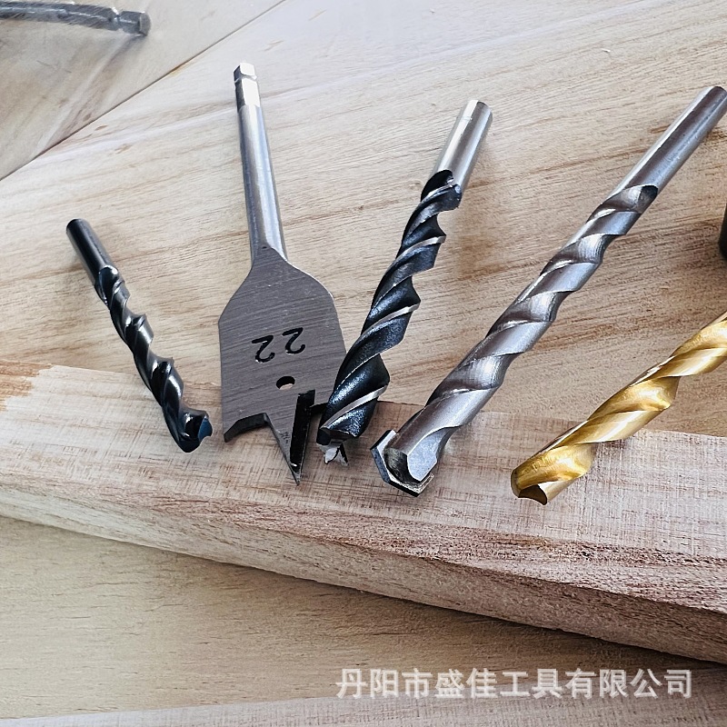 Fabricante doméstico transfronterizo juego de cabeza de taladro de juego de 246 piezas, abridor de orificios, cabeza de lote de taladro helicoso, taladro de cemento, juego de taladro plano para carpintería