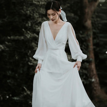 森系轻婚纱2025新款新娘礼服大码遮手臂超仙简约旅拍轻纱出门纱女