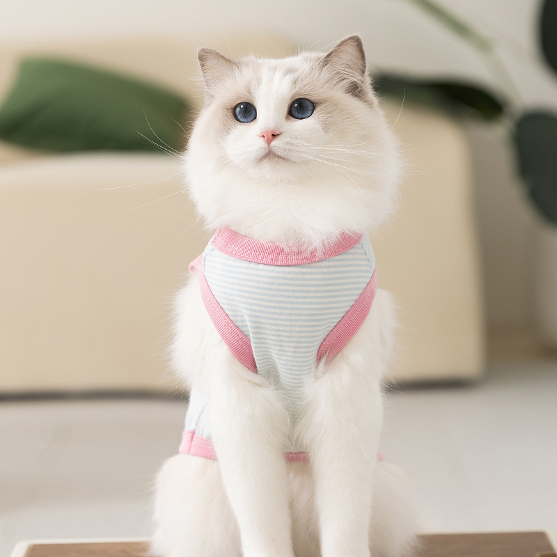 Primavera y verano gatos tejidos de algodón estriados lindos chalecos de botones de amor perros Teddy Bear mascota ropa de gato