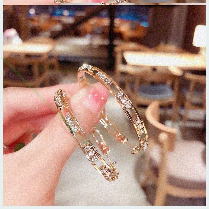 17989313102_1135152552