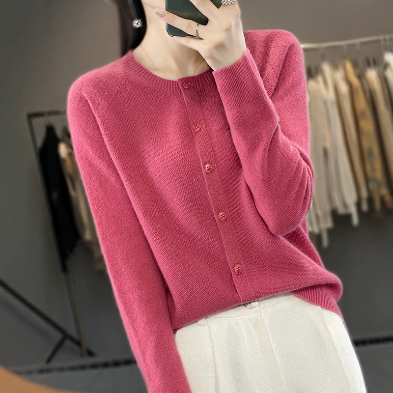 Versatile Women's New Knit Sweater Autumn and Winter Fashion Round Neck Cardigan Long Sleeve Top Base Shirt