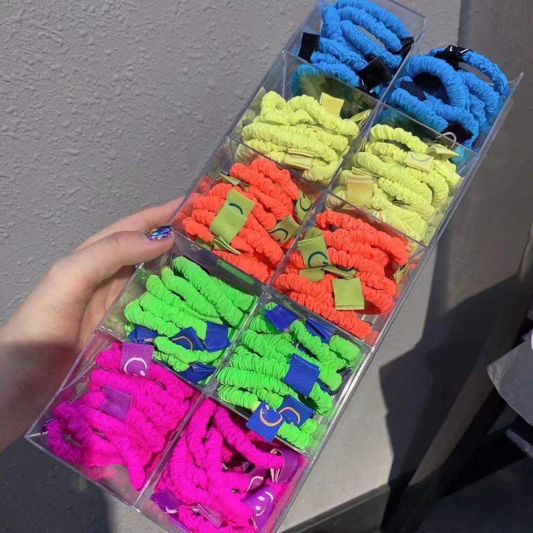 南瑞 秋冬红色粉晶女式印花商务馈赠简单独立包装满钻几何型发圈