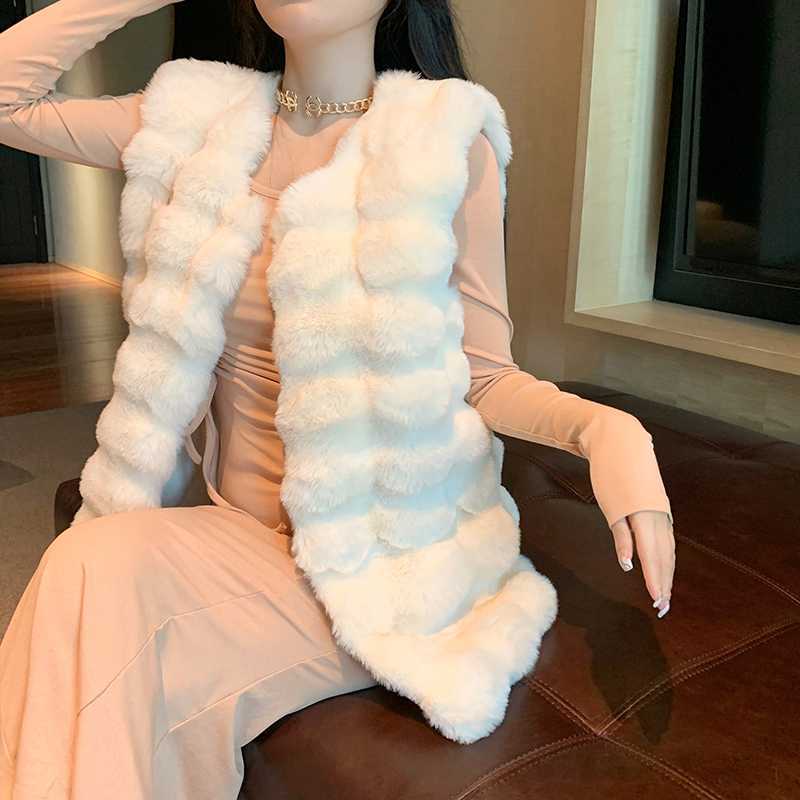 实拍 秋冬外套仿兔毛皮草马甲女中长款宽松年轻款水貂绒毛毛背心