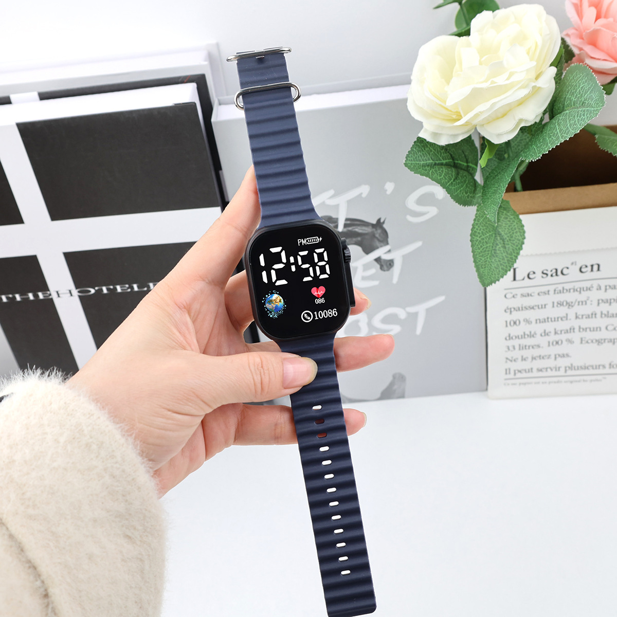 Factory in stock trend square screen earth fashion simple primary and secondary school students square button LED watch wholesale