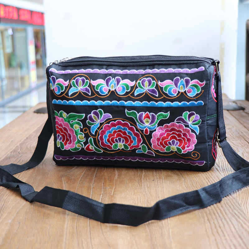 Bolso bandolera bordado de lona de estilo étnico Bolso bandolera bordado Hanfu retro Teléfono móvil Monedero Purse