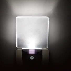 电视天线;卫星天线;小夜灯