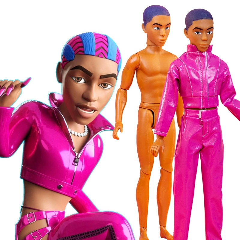 Пример работы американской кутюрье Динг демонстрирует полный процесс разработки и производства одежды для кукол, включая голову, тело и наряды.