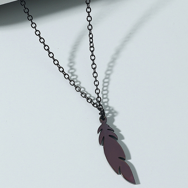 Collar masculino con colgante de brújula y pluma, acero de titanio, estilo europeo retro