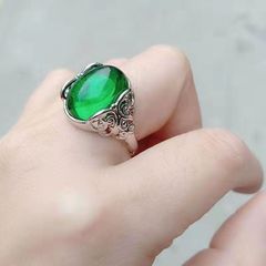 メーカー直販の緑瑪瑙の蝶の指輪の祖母の緑の女性の指輪の宝石の王冠の開口戒の贈り物の卸売り