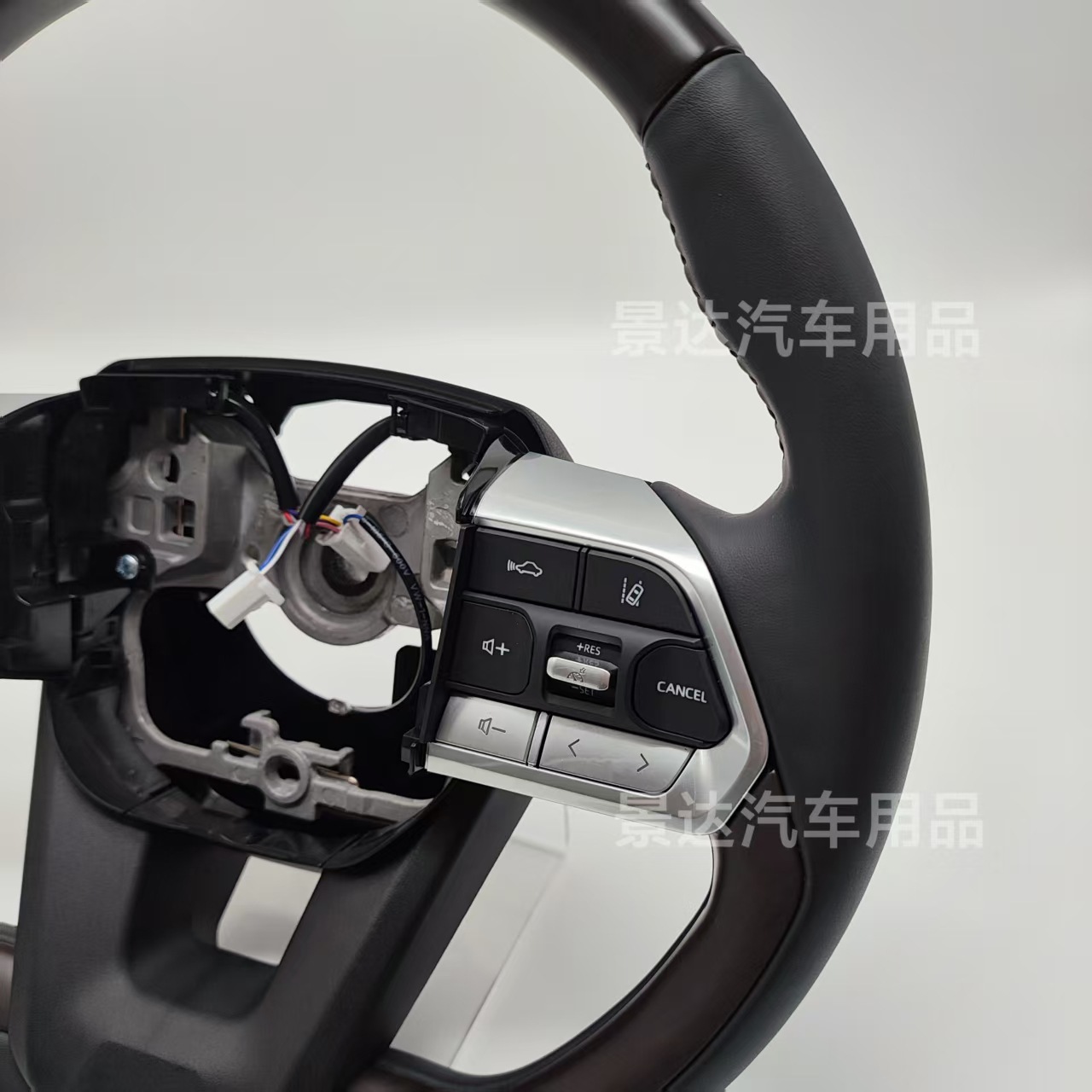 Applicable to Toyota's new LC300 modified steering wheel, Lu Xun Erfa 20 Series 30 Series RongFang RAV4 carbon fiber pattern