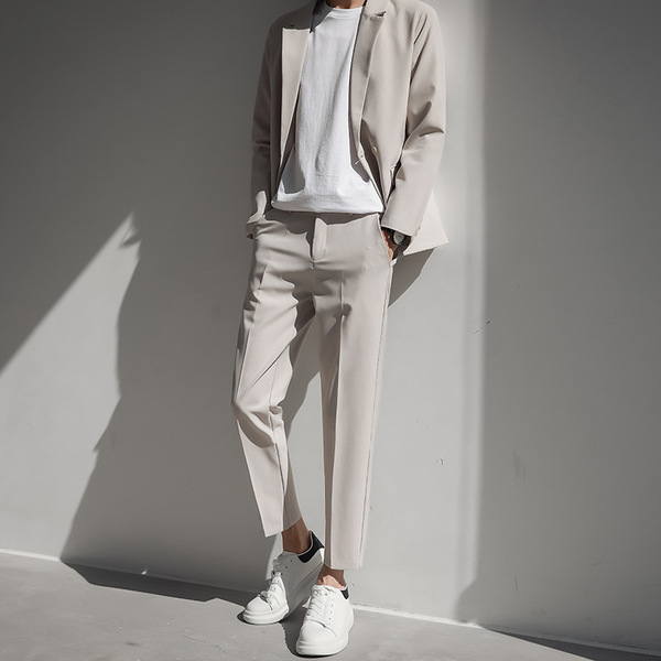 Casual men's autumn suit