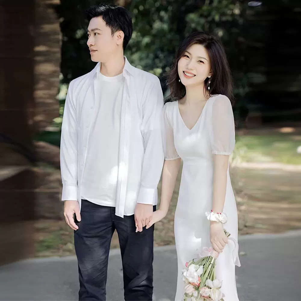 领证小礼服新娘高级感缎面轻婚纱气质简约订婚旅拍日常白色出门纱