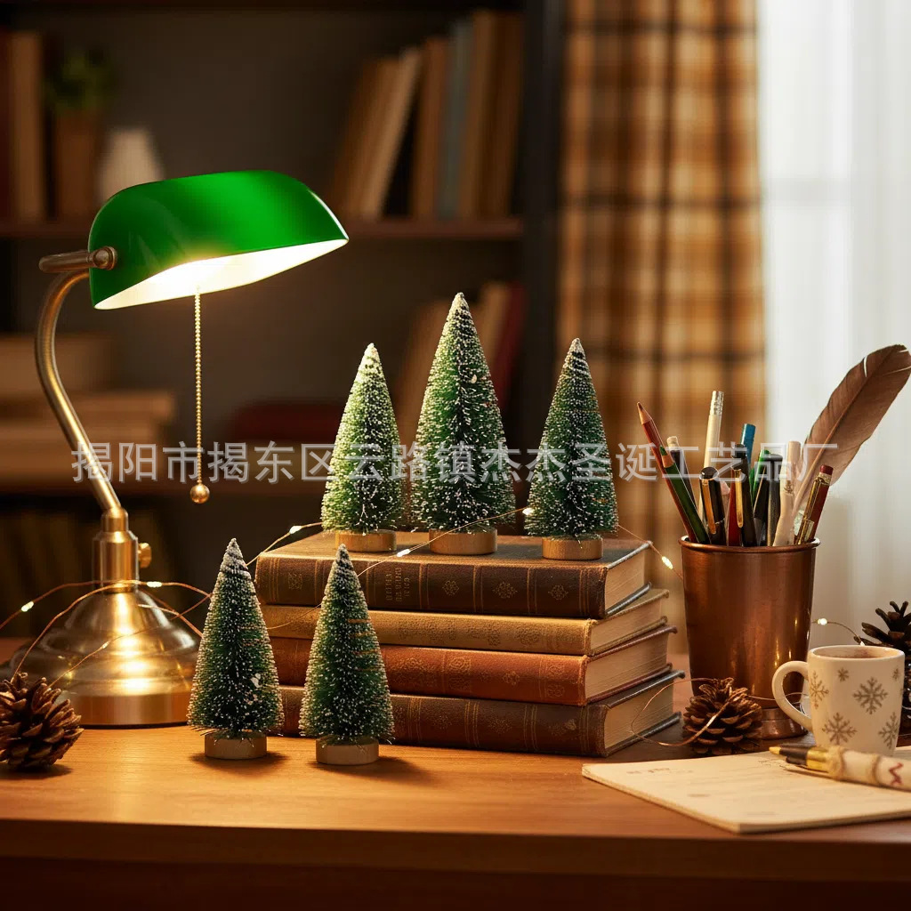 Mini árbol de Navidad transfronterizo alambre de goma de sellado cubierto con nieve blanca decoración de árbol de Navidad de escritorio fabricantes de decoración de la fuente 3 * 6cm