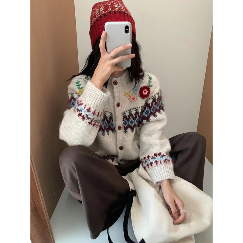 韩系穿搭复古费尔岛手工勾花毛衣外套女秋冬2025新款减龄针织开衫|undefined
