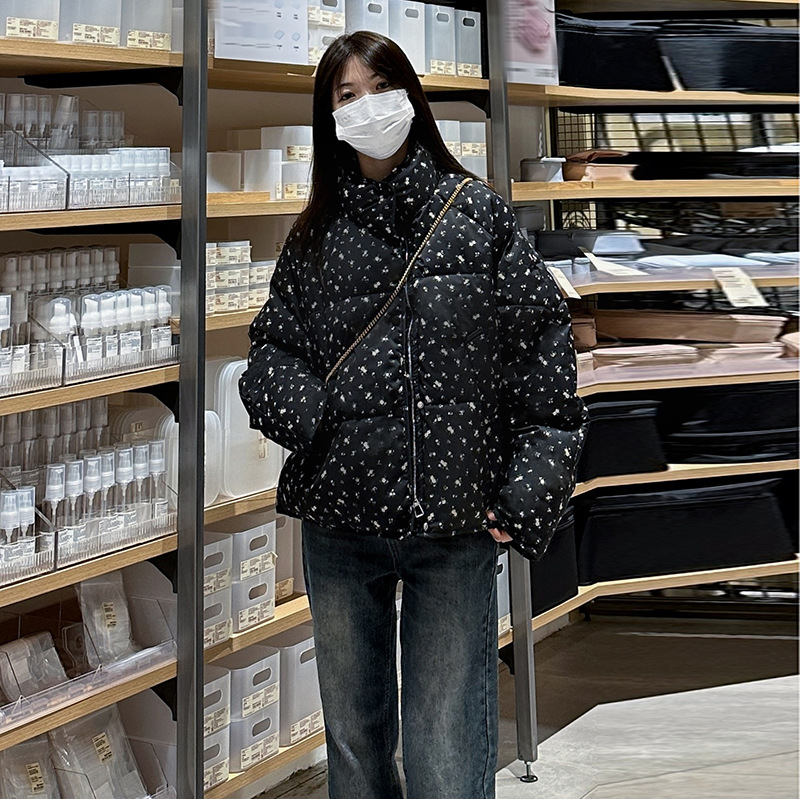 Chaqueta de algodón Coreano de cuello dulce y roto corta ropa de mujer invierno nueva chaqueta de algodón suelta y delgada corta image 5