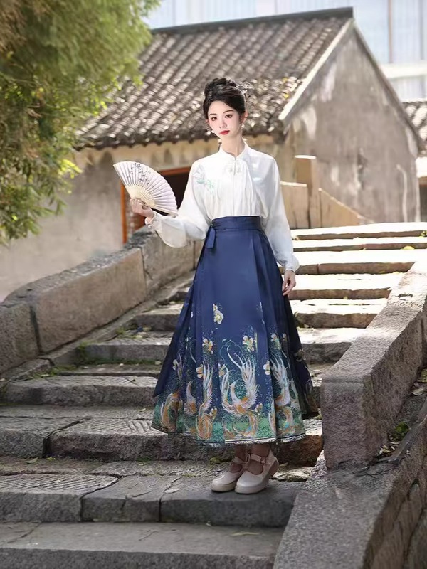 重工化粧花織金国風漢服明製馬面スカートセット女性2025新中国式実写馬面スカートセット|undefined