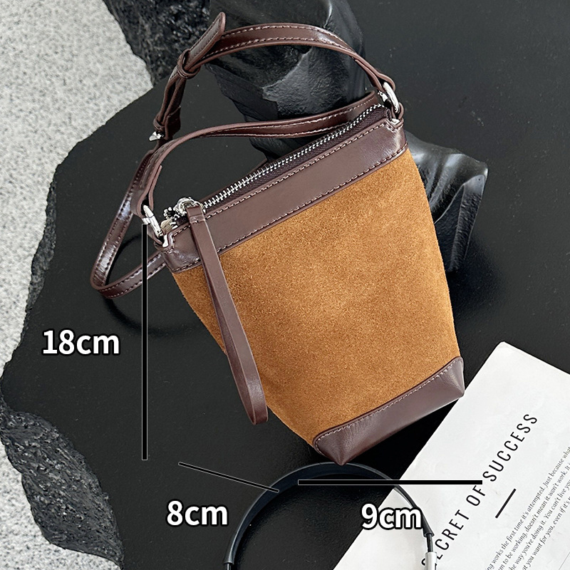 Mini borsa a secchiello a tracolla in vera pelle per donna_voghion.com