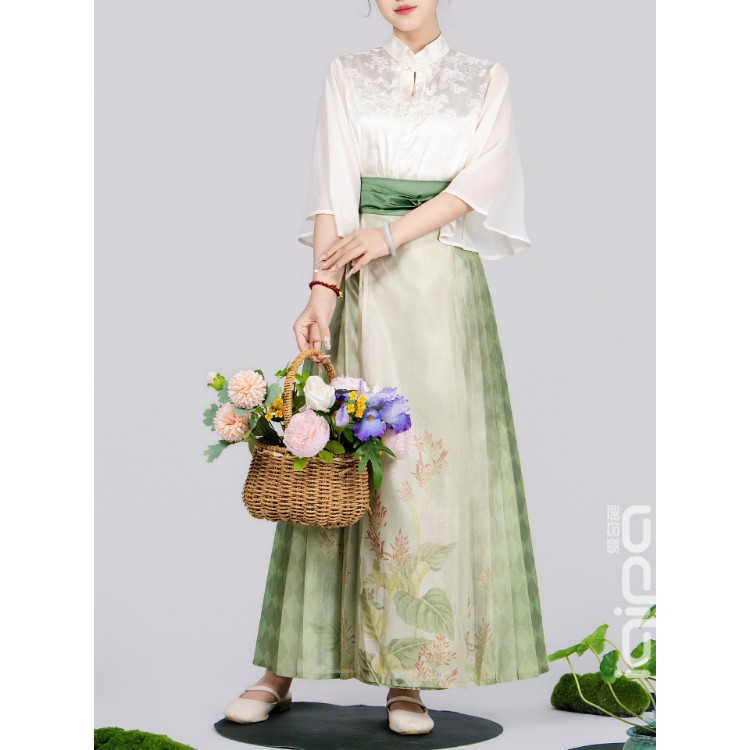 iqipa Green Fresh Chinese Style Horsehair Skirt for Women, New Summer Model, Elegant Ancient Style Hanfu Half Skirt