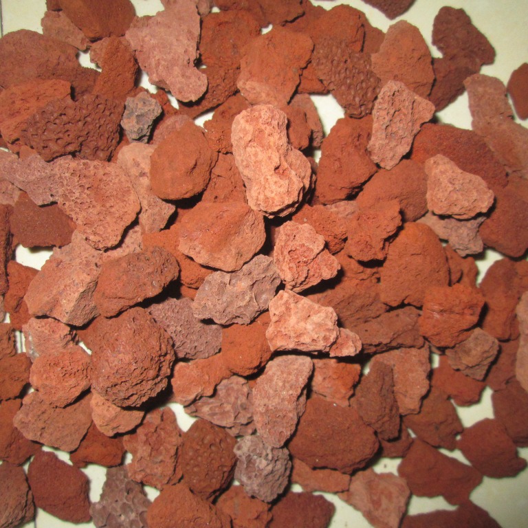 现货批发火山石鱼缸底砂颗粒乌龟缸铺底专用滤材水草泥造景石装饰