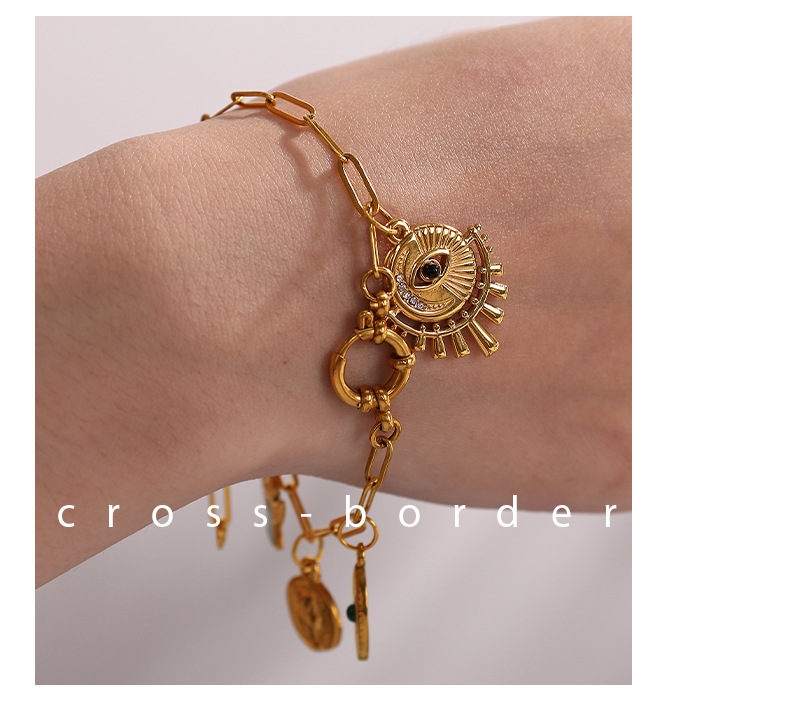 All Seasons Season Women's Gender 1 Piece 304 Stainless Steel PVD Coated Real Gold Plated Devil's Eye Hand Of Fatima Polished Pendant