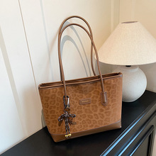 2025�ﶬ�μ��б��ŮҸ�°��������ذ��߼��д������r�����ذ�