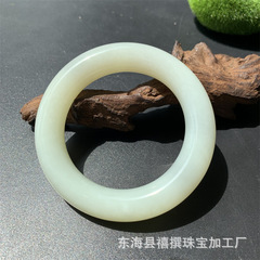 天然新疆料と最後のブレスレットの丸い太ったブレスレットの天然和田玉の女性のタイプの58輪の口の中で高級な現物の卸売り