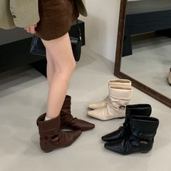 高版2025新款复古小众尖头设计感尖头靴短靴真皮平底中筒靴女