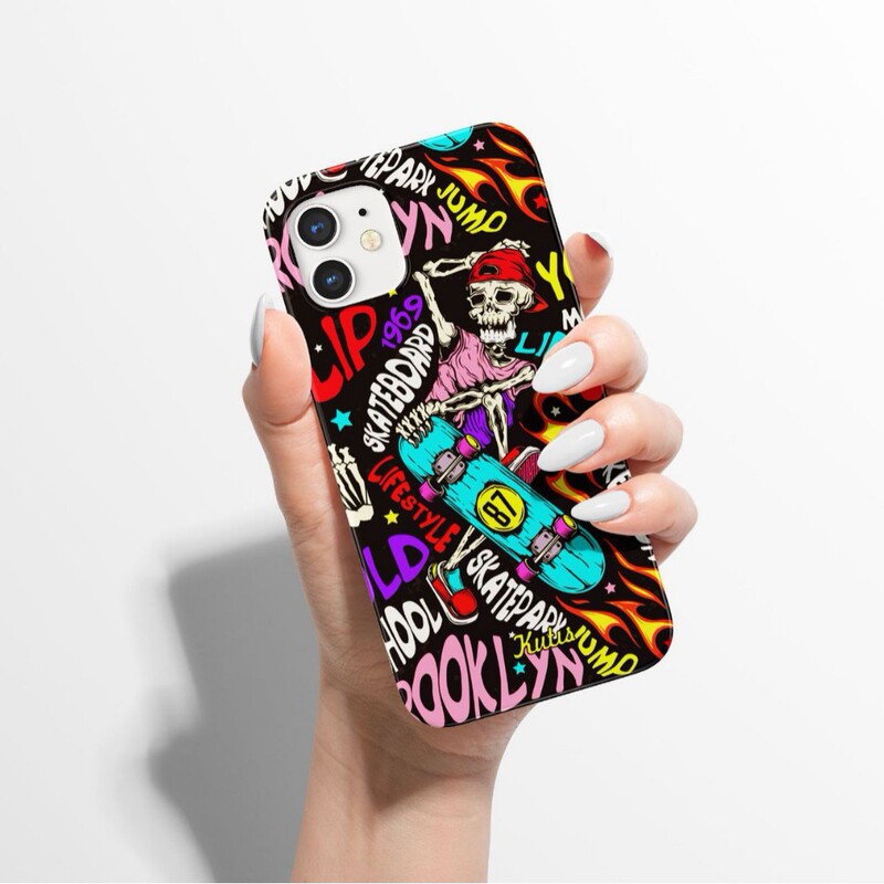 Fashion brand skateboard film phone case suitable for Apple i13Pro12/11/8p protective case Men's hard