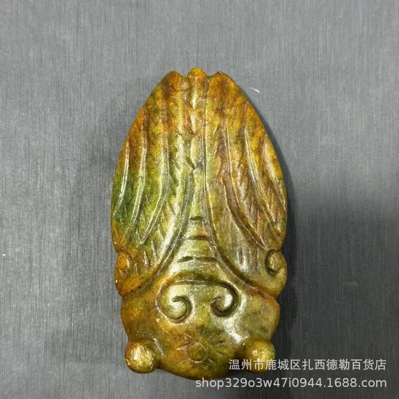 古遊び雑は古に似せて古い山の玉の彫刻の工芸品の小さい置物のメーカーの卸売りのペンダントのハンドルの露店をします。|undefined