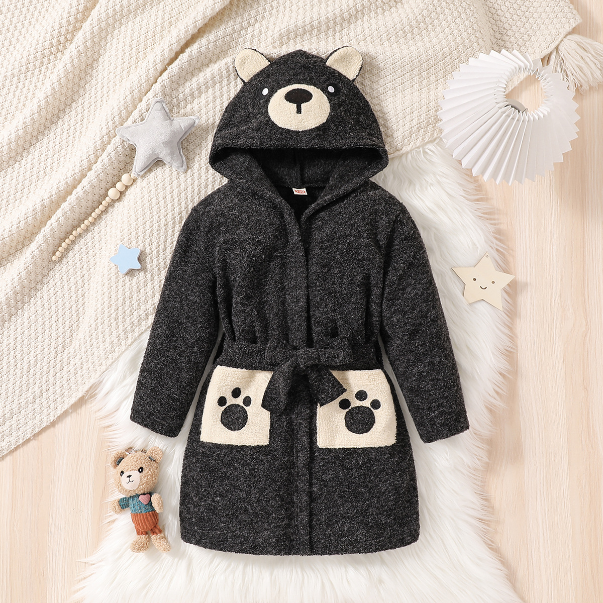Cute three dimensional demi-season hoody for boys