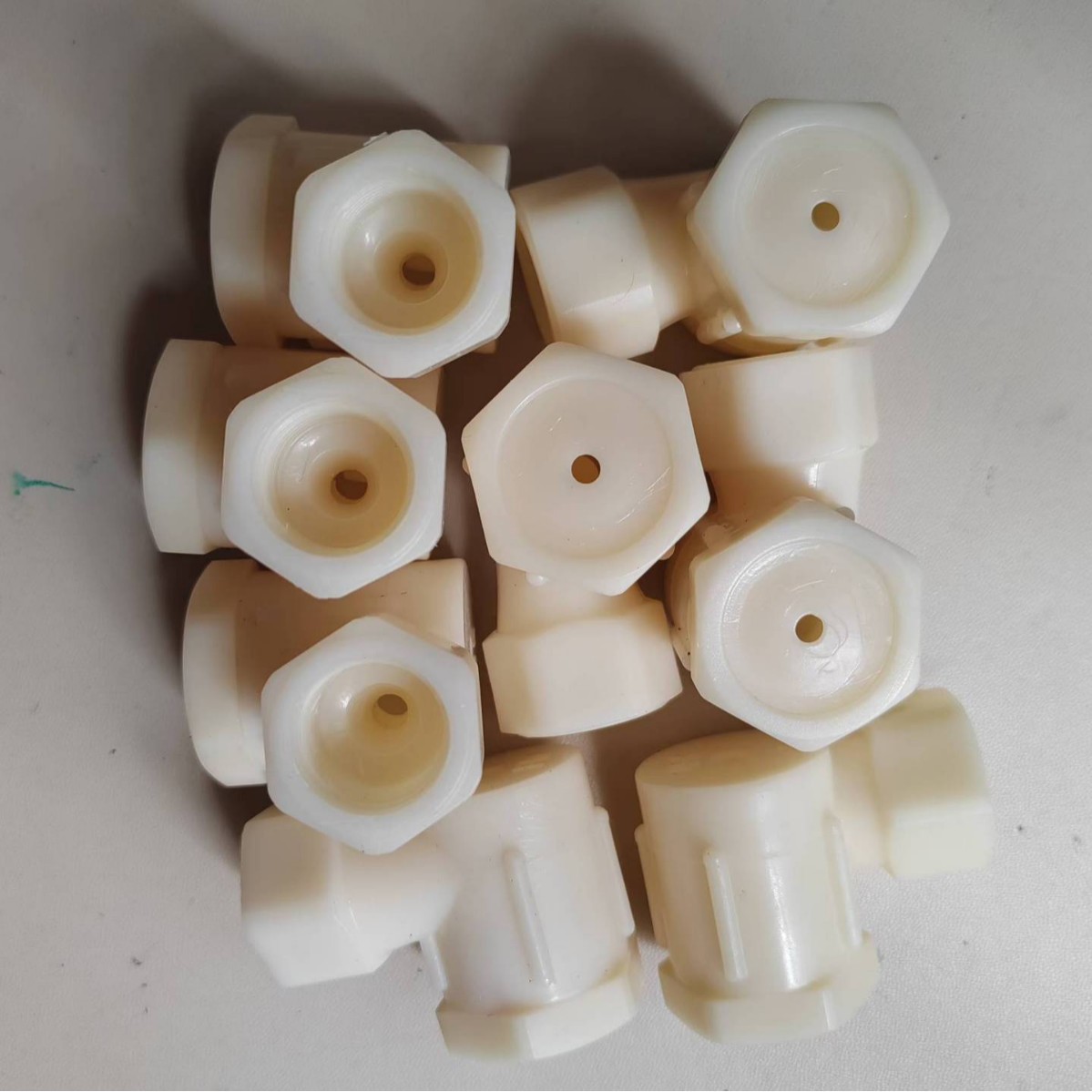 广西现货塑胶内牙20毫米烟斗空调纺织喷嘴 4分低压锥形加湿喷嘴