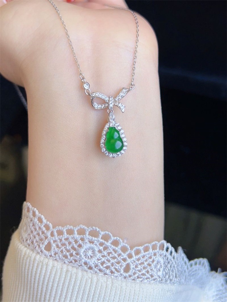 Vòng cổ ngọc bích tự nhiên bạc 925 mạ vàng mặt hồ lô phong thủy chi tiết 17