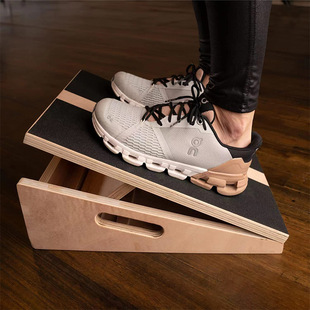 Factory Direct Sales Black Calf Stretch Inclined Stretch Adjustable Wooden Aerobics Wooden Stretch Foot Pedal Aerobic Exercise