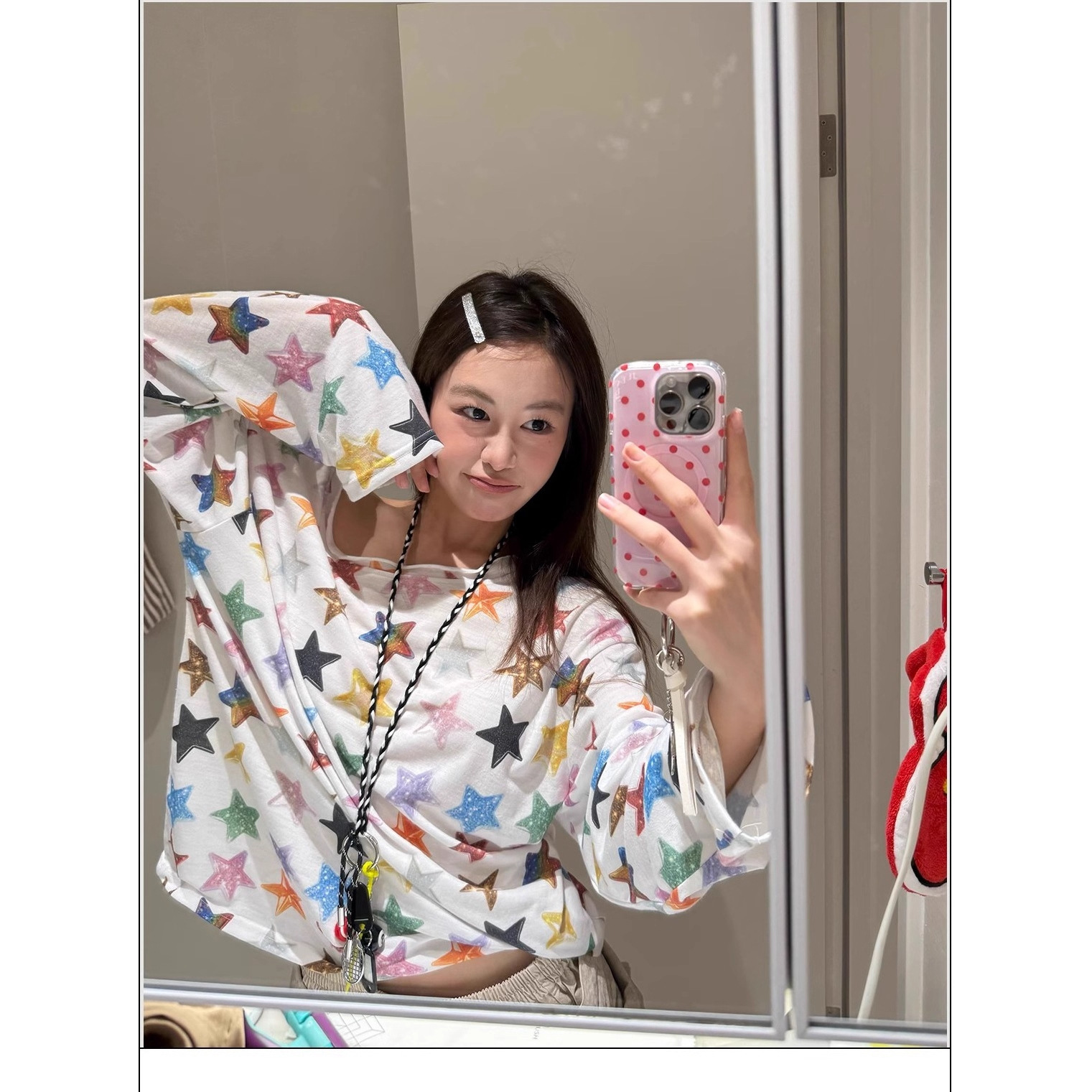 美式满印彩色星星印花斜肩长袖T恤女装2025早秋轻薄露肩防晒罩衫