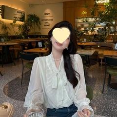 2025时尚百搭韩系气质飘带条纹衬衫薄款V领喇叭袖小众设计感上衣