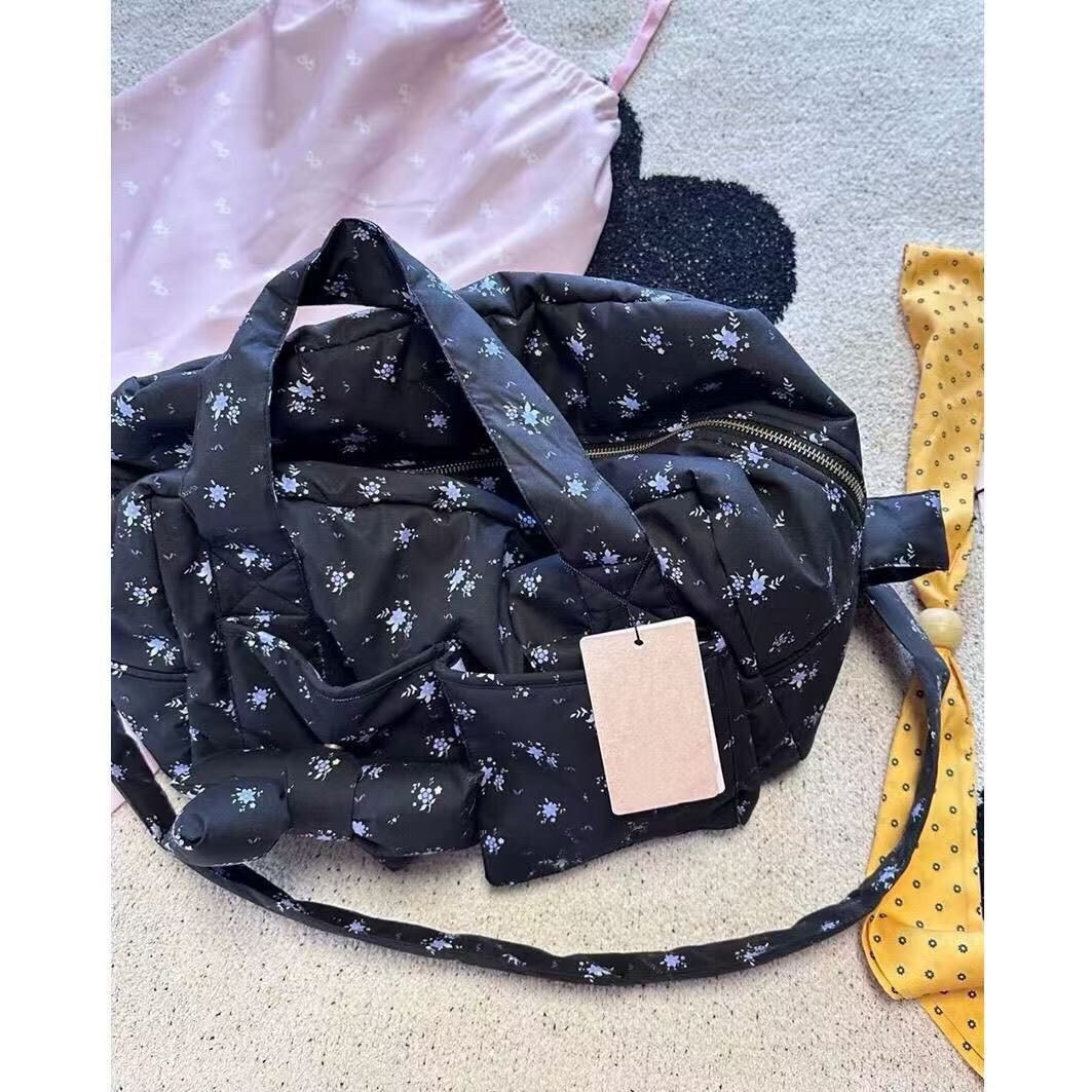 Large Capacity Shoulder Bag