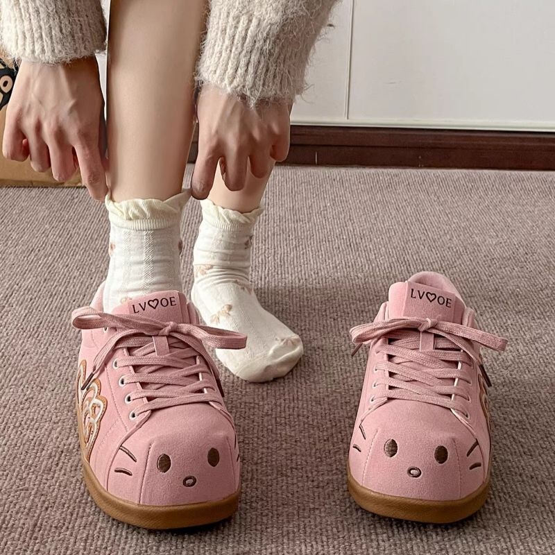Cute Cat Sneakers for Women, 2026 New Spring Model, Versatile Casual Sneakers for Students, Thick-Soled Gat Training Shoes