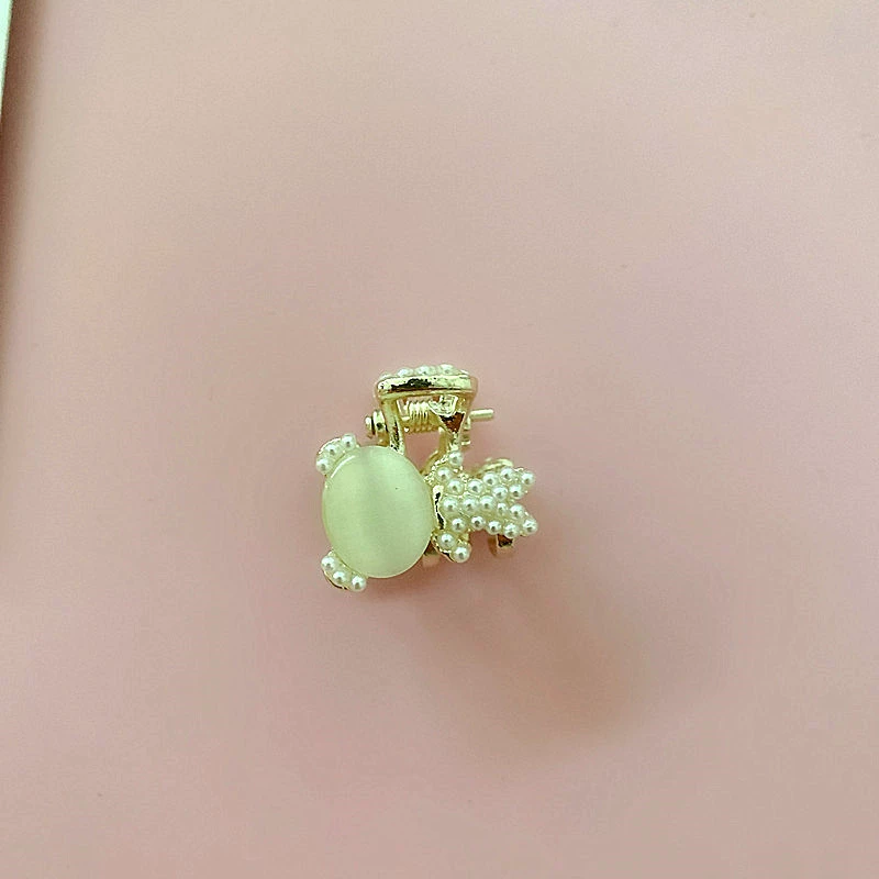 Metal crab pin, hairgrip, Korean bangs, cat's eye