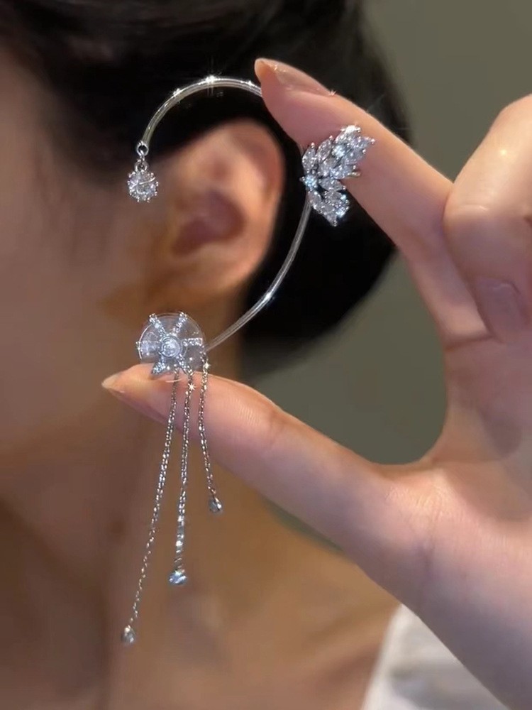 Fairy Style Geometric Copper Plating Rhinestones Ear clips 1 Piece