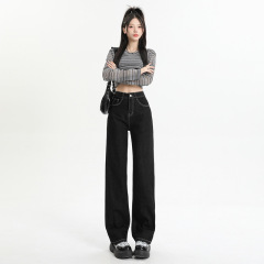 タヌキ舎の黒いジーパンの女性2023秋冬のベルベットの厚い狭い版のゆったりした高腰はやせている小柄な太もものズボンを現します。