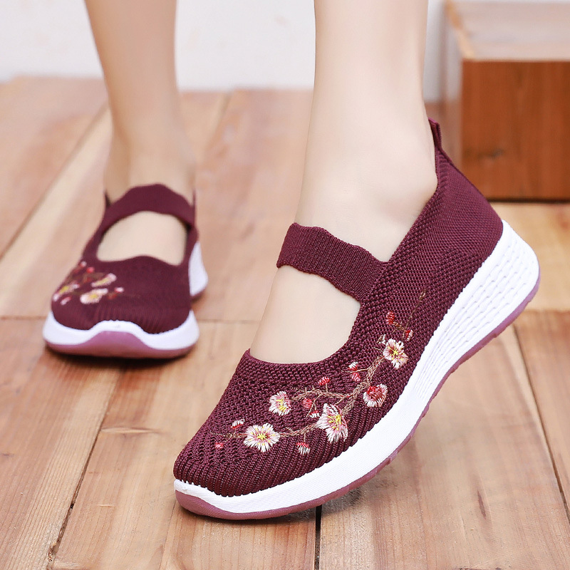 Old Beijing Fabric Shoes for Women, Summer Open-Toe Single Shoes for Ladies, Casual Mother Shoes, One-Piece Slides for Mothers, Live Streaming