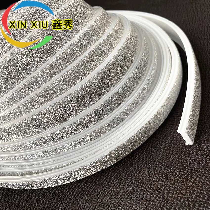 婚庆灯具闪银装饰条 LED灯具包边条PVC软胶条 塑料挤出制品加工