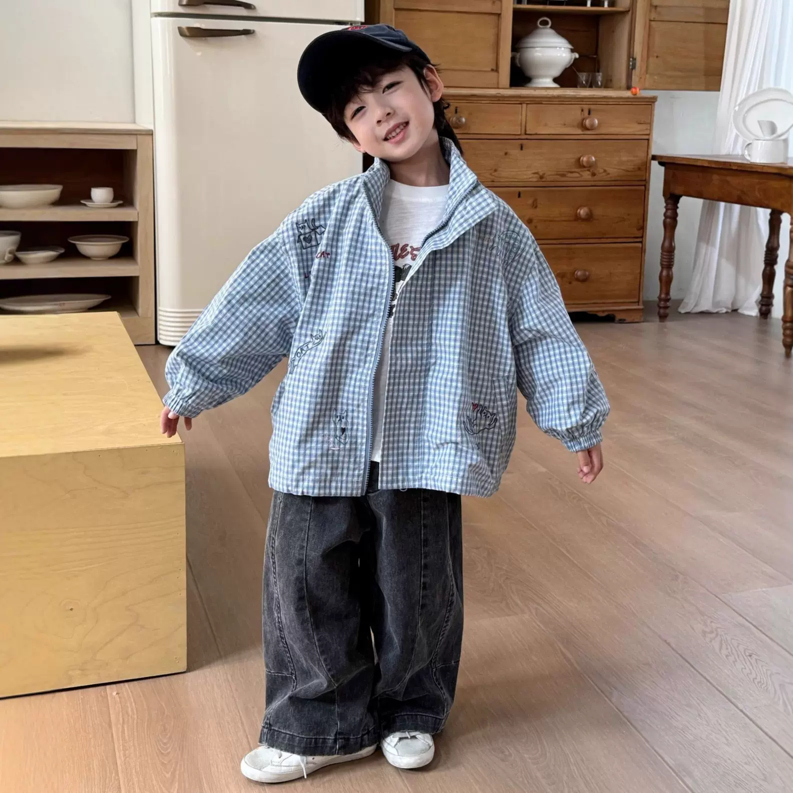 儿童秋季韩版休闲宽松运动外套男女童卡通绣花格子拉链开衫夹克潮