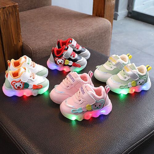  New Leather-Surface Children's Sports Shoes for 0-3 Years Old, Soft Sole, Non-Slip, Gender-Neutral Baby Shoes with Double Cotton for Warmth