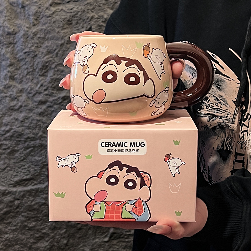 Autenticamente autorizado lápiz pequeño nuevo relieve de cerámica taza de marca encantadora caricatura de alto valor facial taza de pareja de oficina